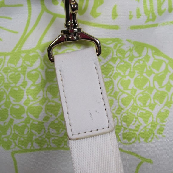 Very Rare L.A.M.B. LeSportsac Limited Edition Multi Icon Mega Barrel Bag w/Charm - Picture 16 of 16